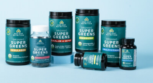 超级食品补充剂品牌Ancient Nutrition推出创新的全新有机SuperGreens系列