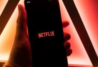 您会每月为Netflix密码共享额外支付8美元吗