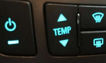 君阁汽车仪表上显示TEMP是什么意思