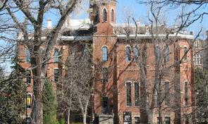 科罗拉多大学博尔德分校UniversityofColoradoatBoulder简介？ 科罗拉多大学博尔德分校的阮焘