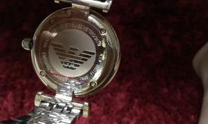 阿玛尼手表查询真伪官网？ 阿玛尼官网手表查真伪