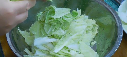醋溜白菜的家常做法？ 家常醋溜白菜怎么做