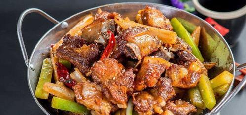 干锅排骨的做法？ 干锅排骨怎么做