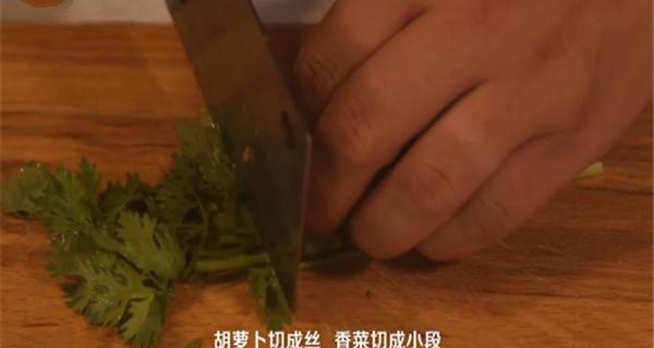 东北大拉皮凉拌如何做？ 东北大拉皮凉拌秘方