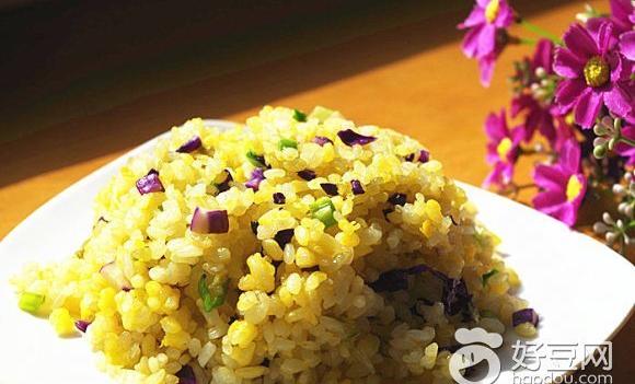 黄金蛋炒饭的家常做法。？ 黄金蛋炒饭怎么做好吃