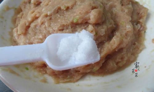 馄饨馅料怎么做？ 包馄饨的肉馅怎样调料