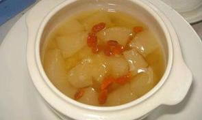 冰糖炖梨的做法？ 冰糖炖梨的做法