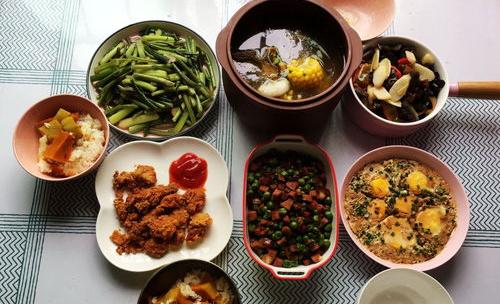 怎么搭配营养中餐？ 午餐食谱营养搭配