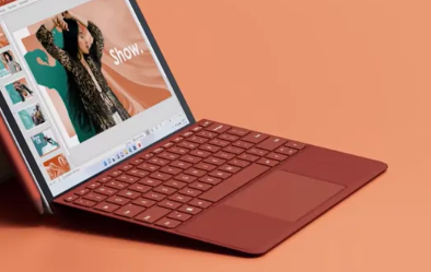 MicrosoftSurfaceGo3获得23%的折扣现在售价为563美元