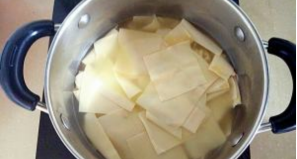 鸭汤豆腐串做法？ 鸡汤豆腐串的做法
