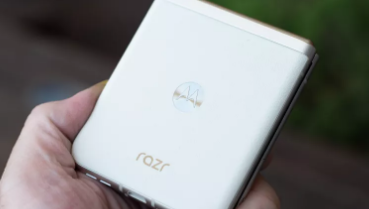 摩托罗拉Razr2023关于Moto新款翻盖手机你需要知道的一切