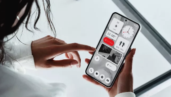 Nothing Phone 2获得系统更新带来新功能和相机改进