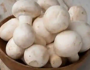 6种可以减少头发过早变白的食物