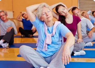 有阿尔茨海默病风险的老年女性可能会受益于瑜伽