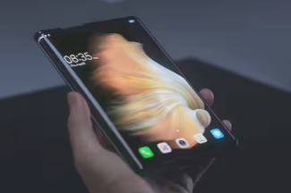 Tecno Phantom Ultimate智能手机推出可卷曲显示屏
