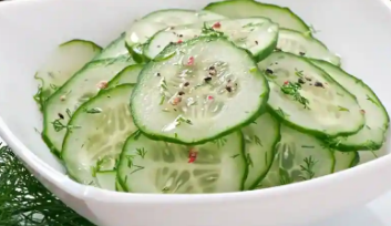 吃黄瓜可以减肥吗7种来自世界各地的沙拉可供尝试