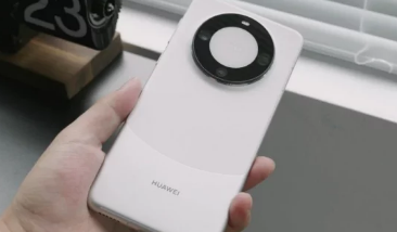 Mate 60 Pro上的华为昆仑玻璃2在耐用性测试中超越康宁大猩猩玻璃