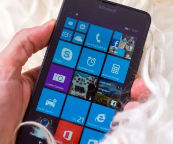 微软首席执行官承认关闭Windows Phone是一个错误