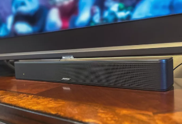 这款小型Bose Solo Soundbar系列II提供震撼音质