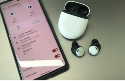 谷歌为Pixel Buds耳机和其他品牌准备了Gemini