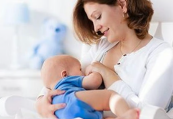 更长时间的纯母乳喂养可能会降低儿童血液癌症的风险