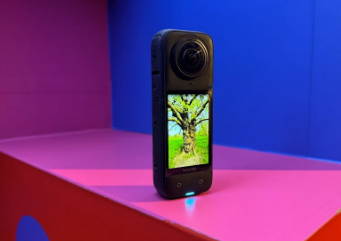 Insta360的X4捕捉8K 360度视频