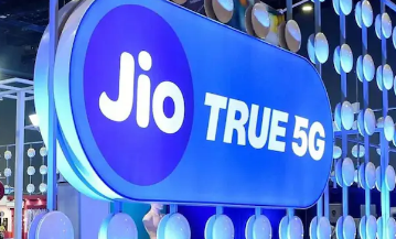 Jio宣布为用户推出新的无限5G数据计划和AI驱动的JioTranslate功能