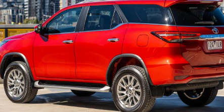 丰田基于HiLux打造的Fortuner SUV在2024年保持不变