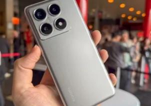 小米14TPro搭载徕卡Summilux镜头和旗舰级快速充电